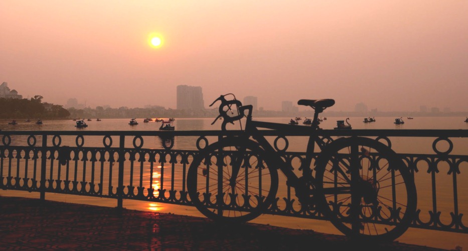 Radtour in Hanoi bietet den Touristen die Chance, verborgene Ecken dieser Stadt zu erkunden