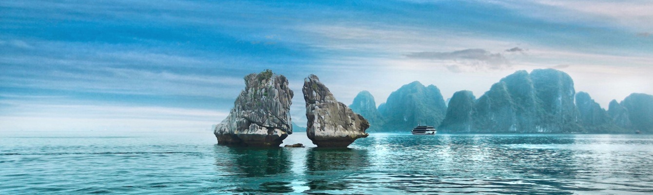 Trong Mai (Kampfhahn) Inselchen - ein Symbol von Halong Bucht