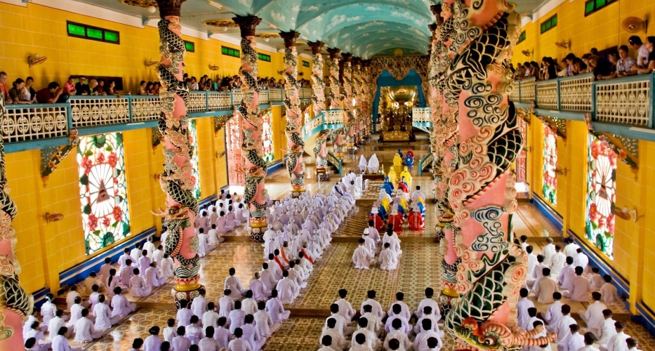 Zeremonie im Tempel Cao Dai, Tay Ninh, Vietnam