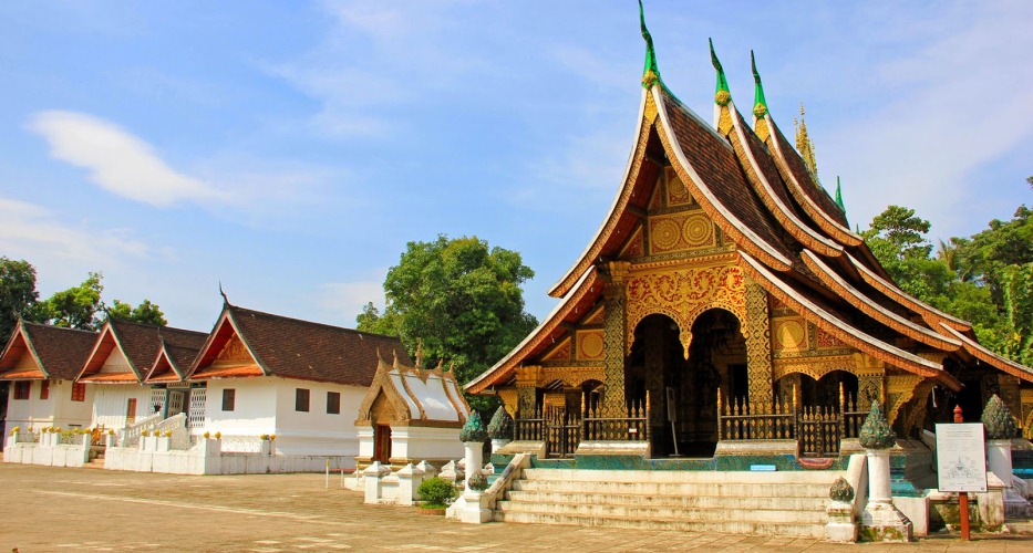 Wat Xieng Thong - Juwel der laotischen Kunst und einer der schönsten Tempel von Luang Prabang