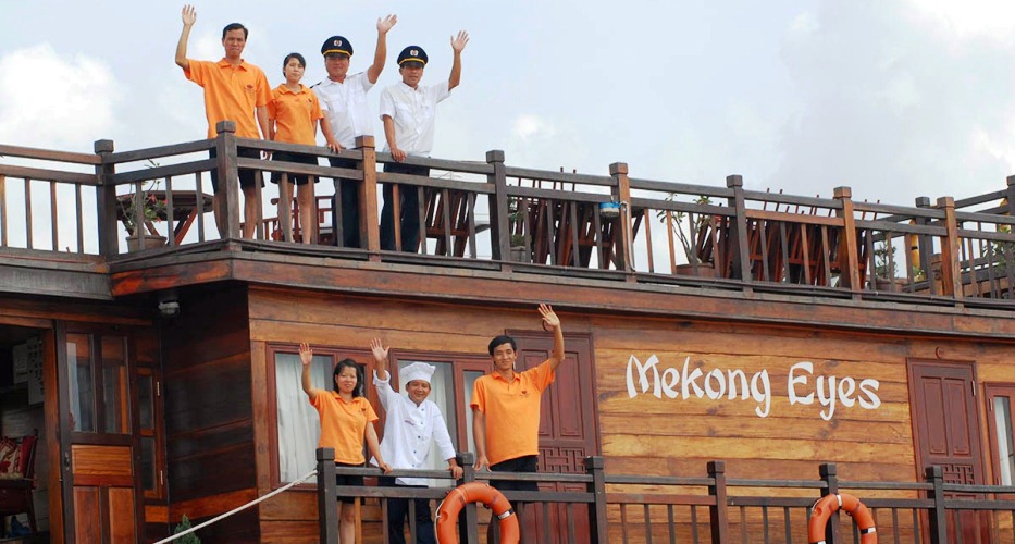 Das Besatzungsteam von Mekong Eyes Schiff